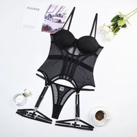 Noir Contour Mesh Ensemble
